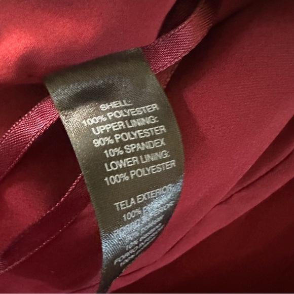 White House Black Market Red tonal Floral pencil sheath Lace Midi Dress - Picture 4 of 6